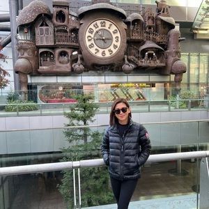 Meet your Posher, Esther